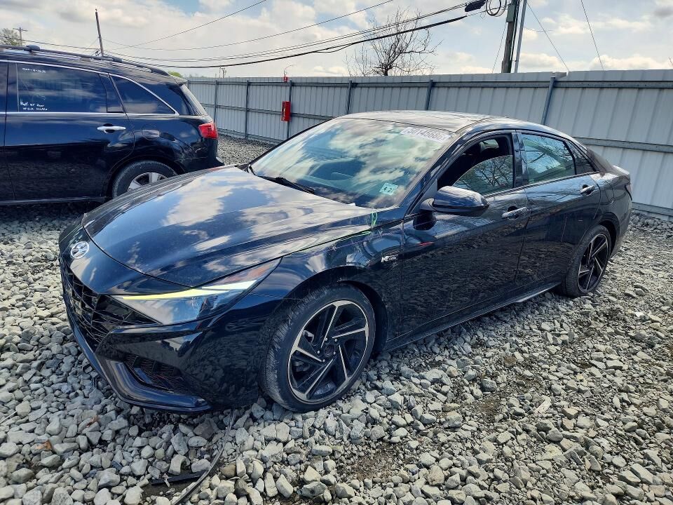 2022 HYUNDAI Elantra