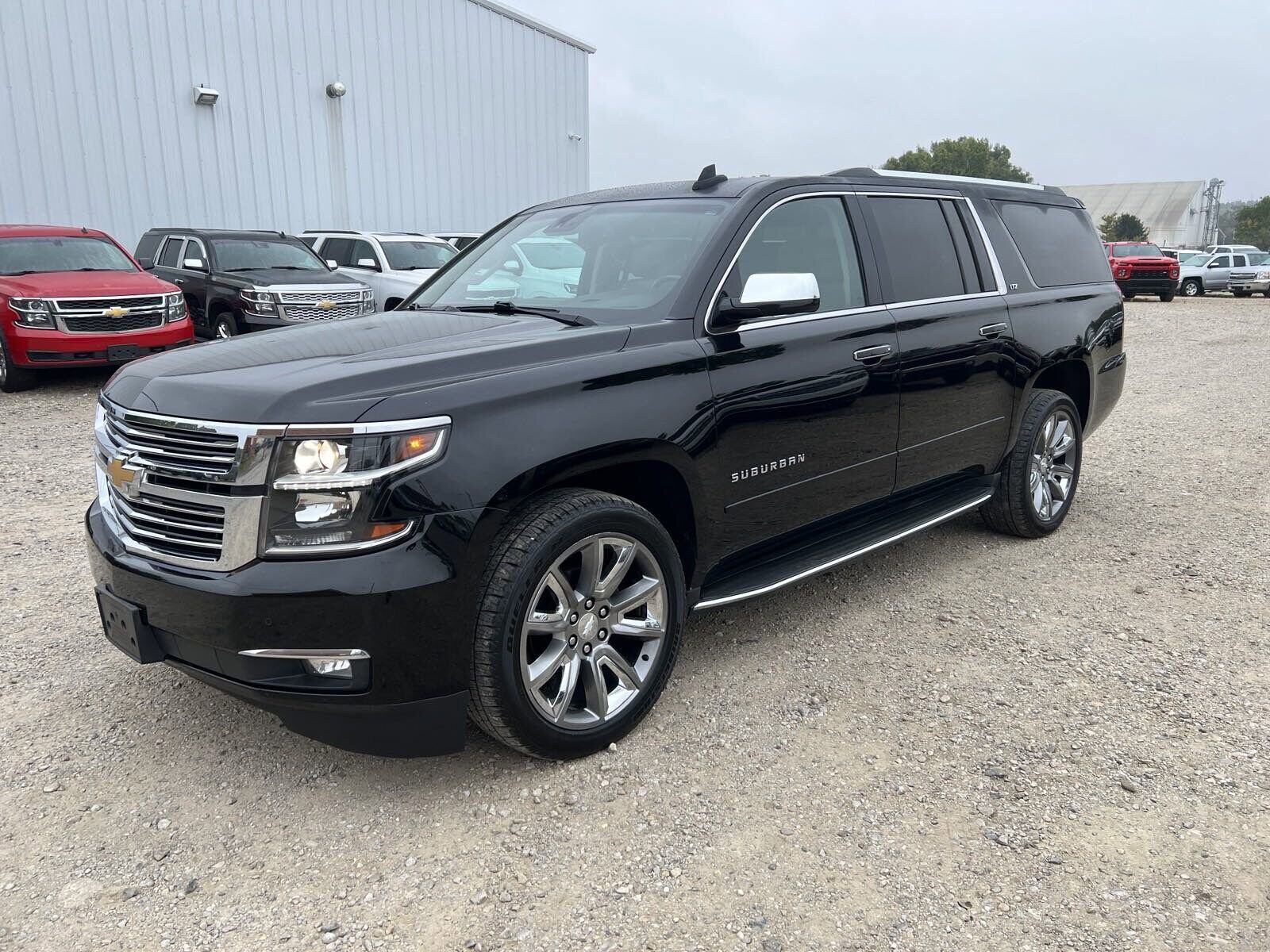 2016 CHEVROLET Suburban