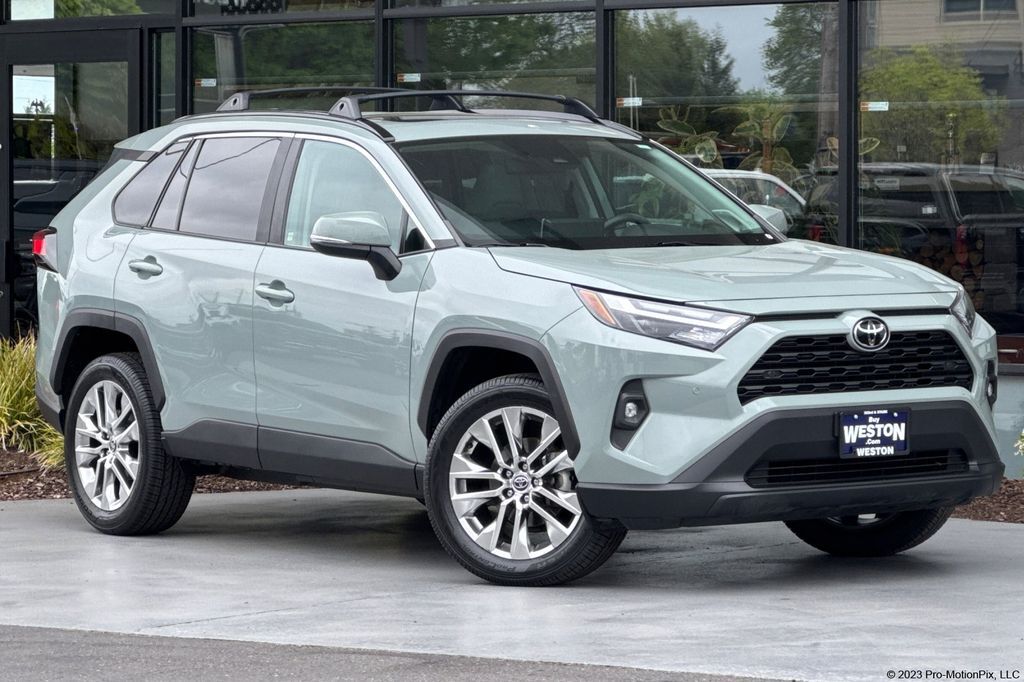 2022 TOYOTA RAV4