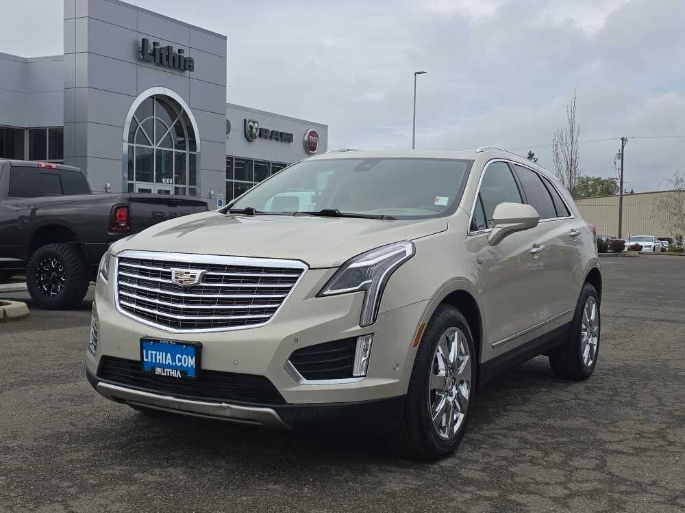 2017 CADILLAC XT5