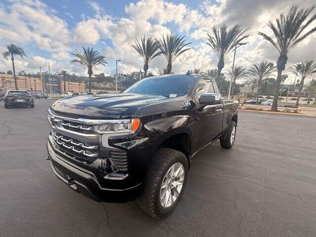 2025 CHEVROLET Silverado