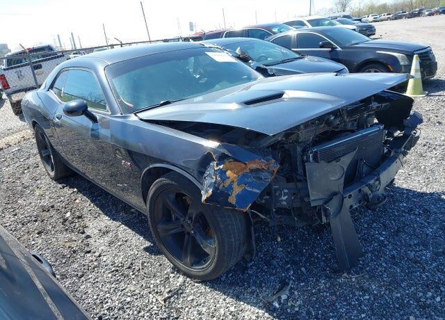 2017 DODGE Challenger