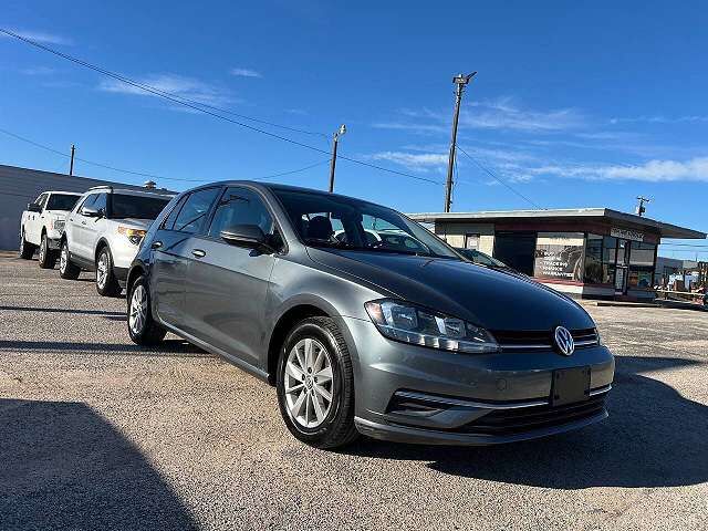 2019 VOLKSWAGEN Golf