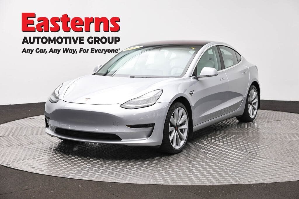 2018 TESLA Model 3