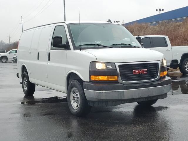 2025 GMC Savana