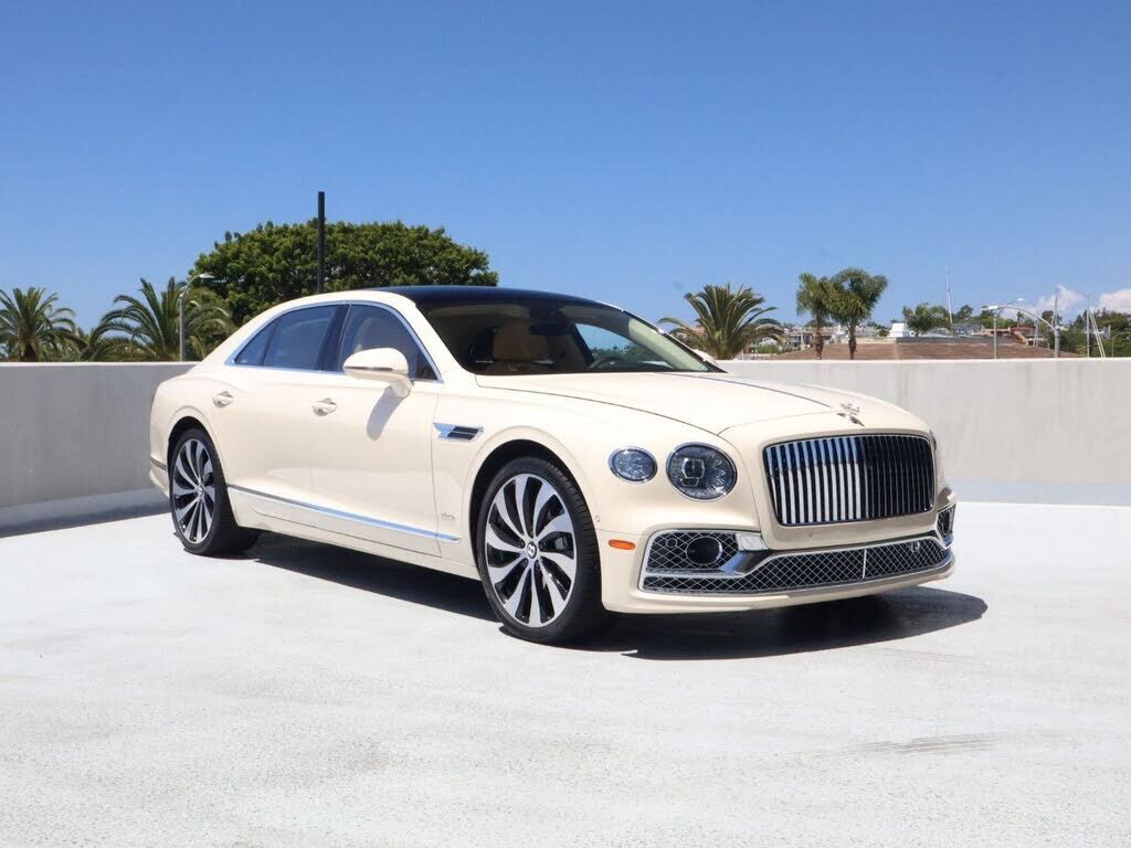 2023 BENTLEY Flying Spur