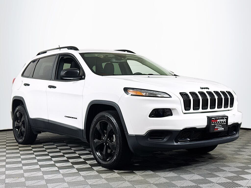 2017 JEEP Cherokee