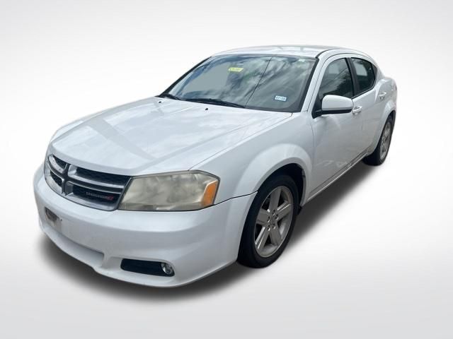2013 DODGE Avenger