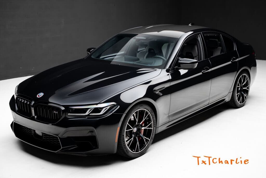 2023 BMW M5
