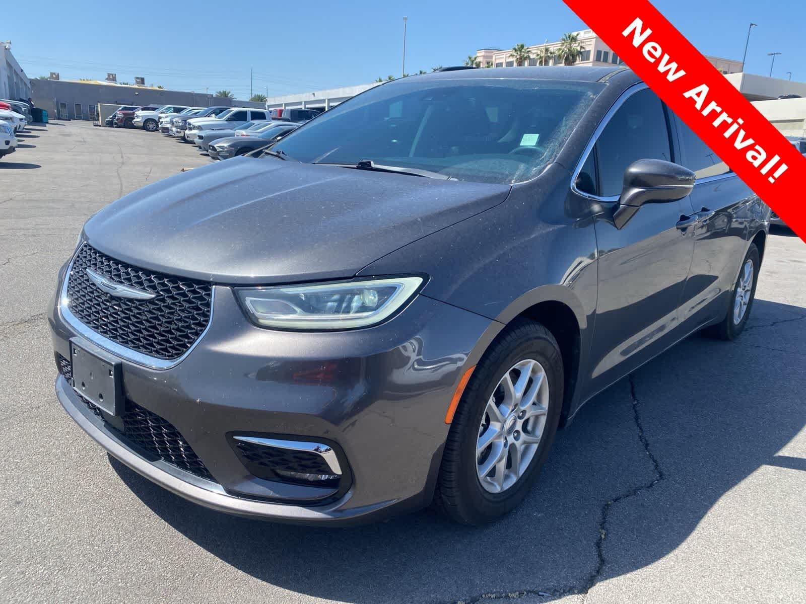 2022 CHRYSLER Pacifica