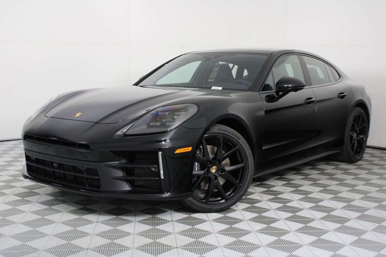 2026 PORSCHE Panamera