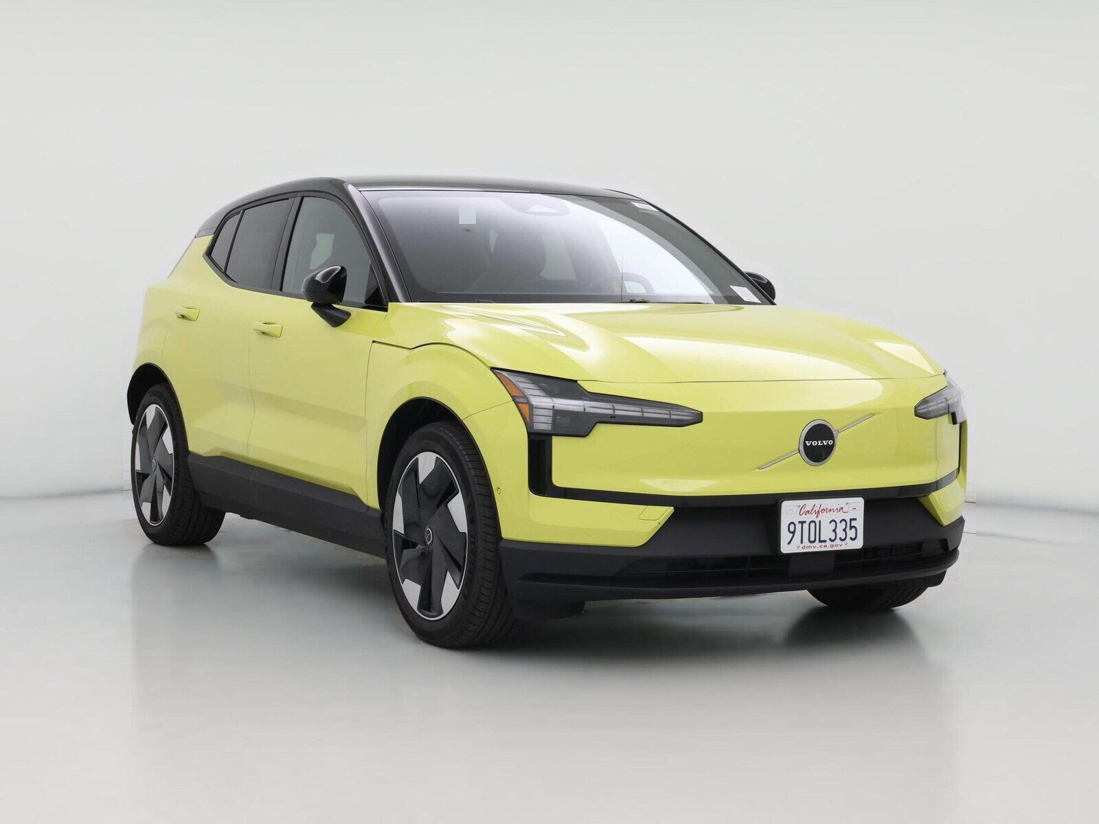 2025 VOLVO EX30