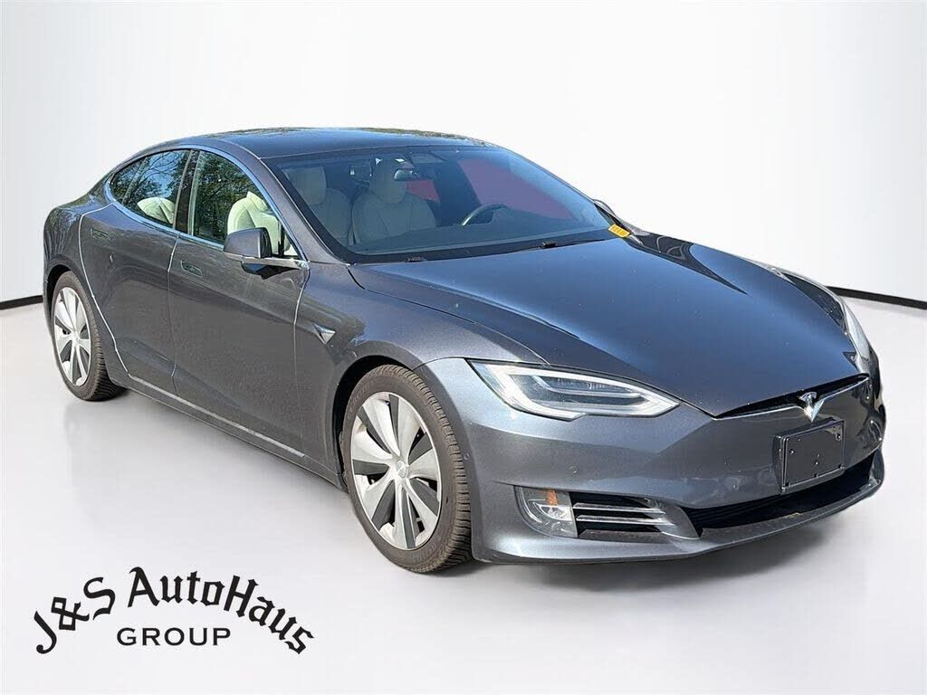 2021 TESLA Model S