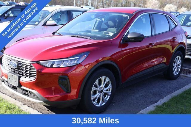 2023 FORD Escape