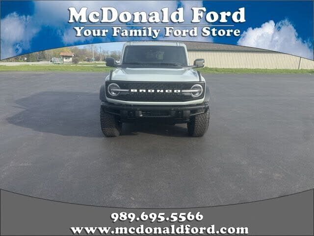 2024 FORD Bronco