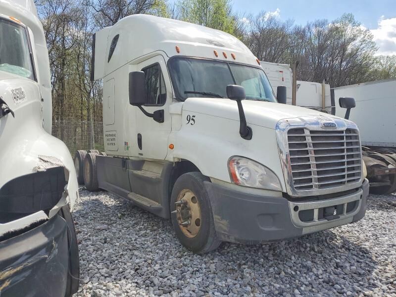 2016 FREIGHTLINER Cascadia