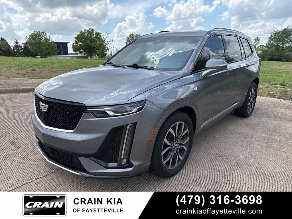 2021 CADILLAC XT6
