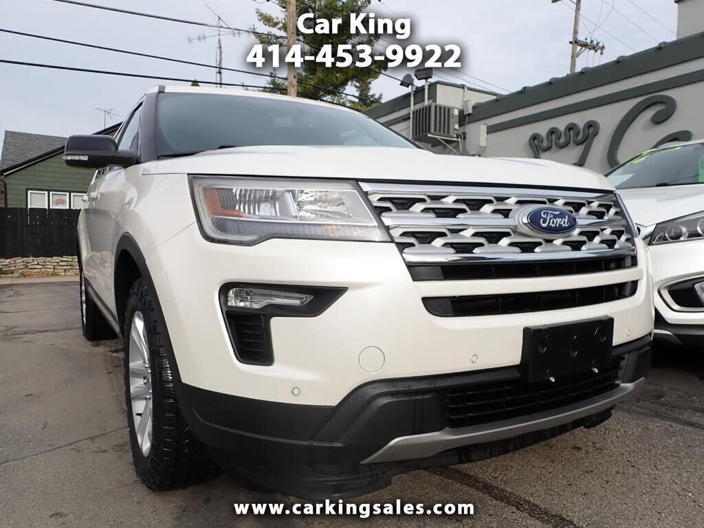 2018 FORD Explorer
