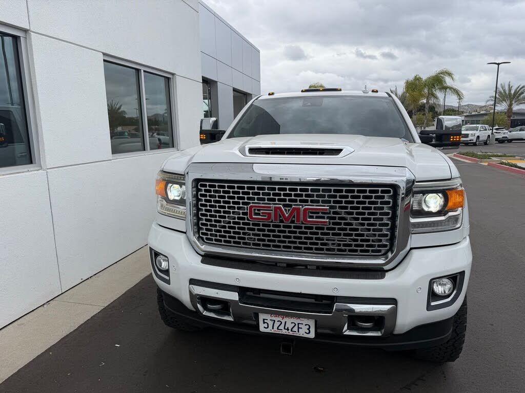2017 GMC Sierra