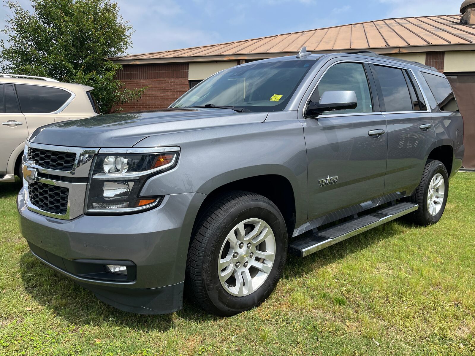 2019 CHEVROLET Tahoe