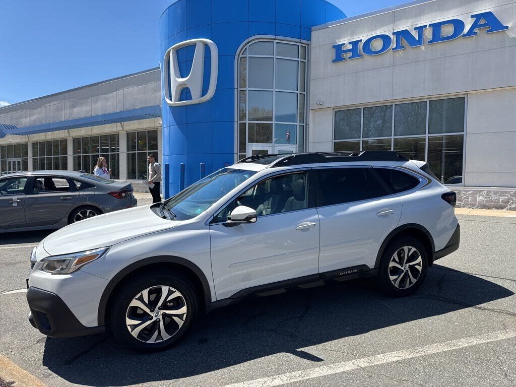 2022 SUBARU Outback