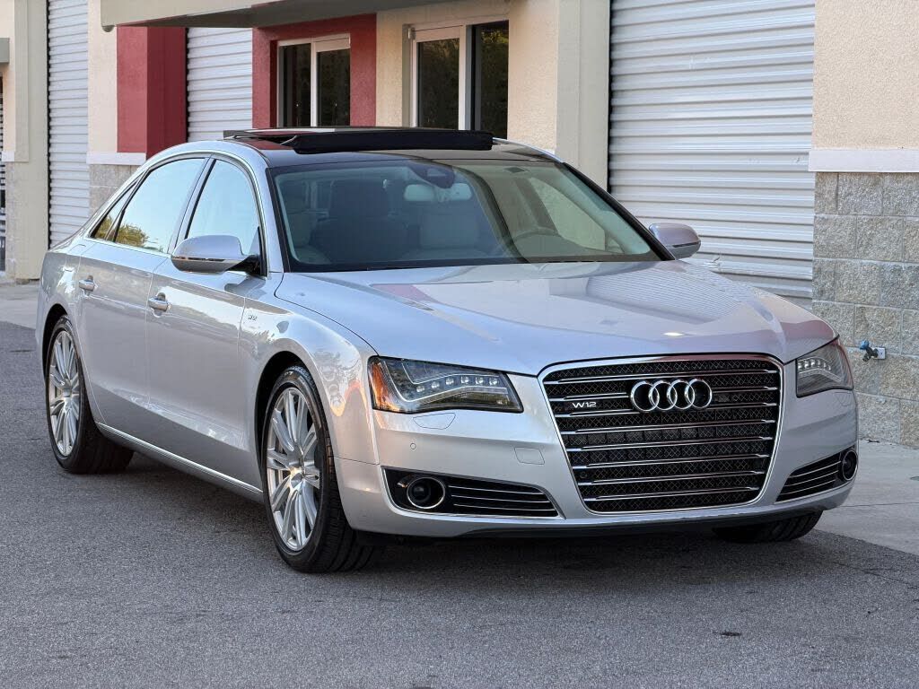 2012 AUDI A8