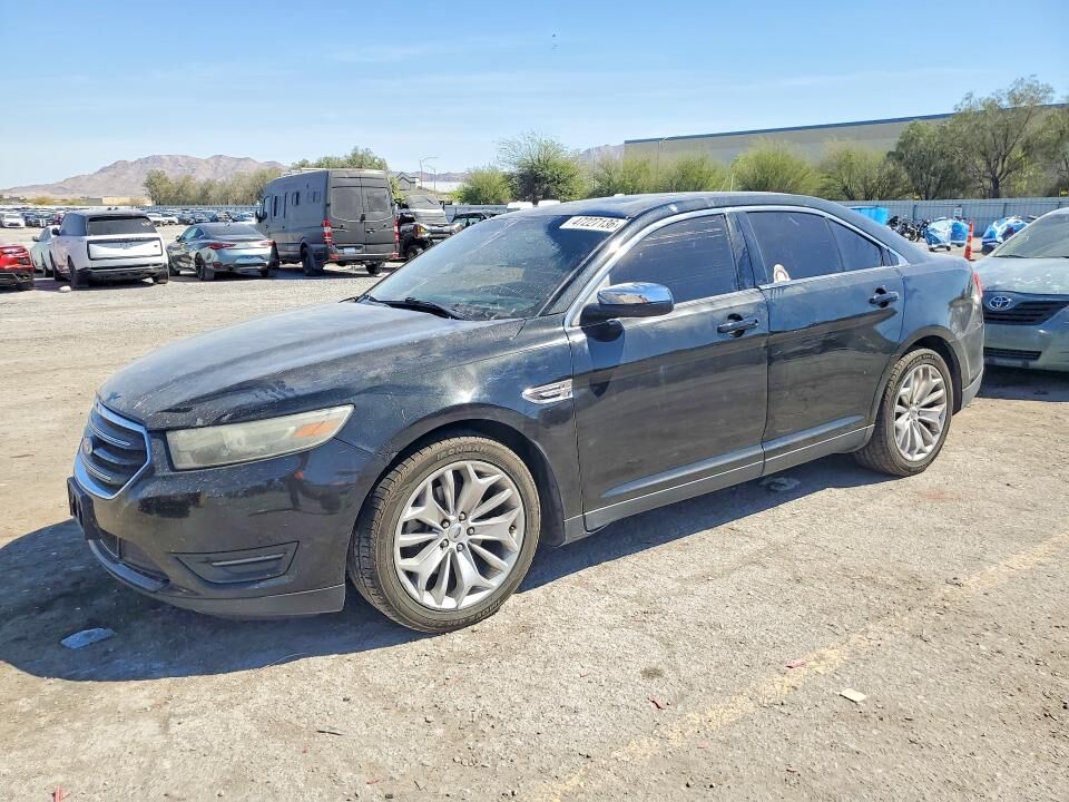 2013 FORD Taurus