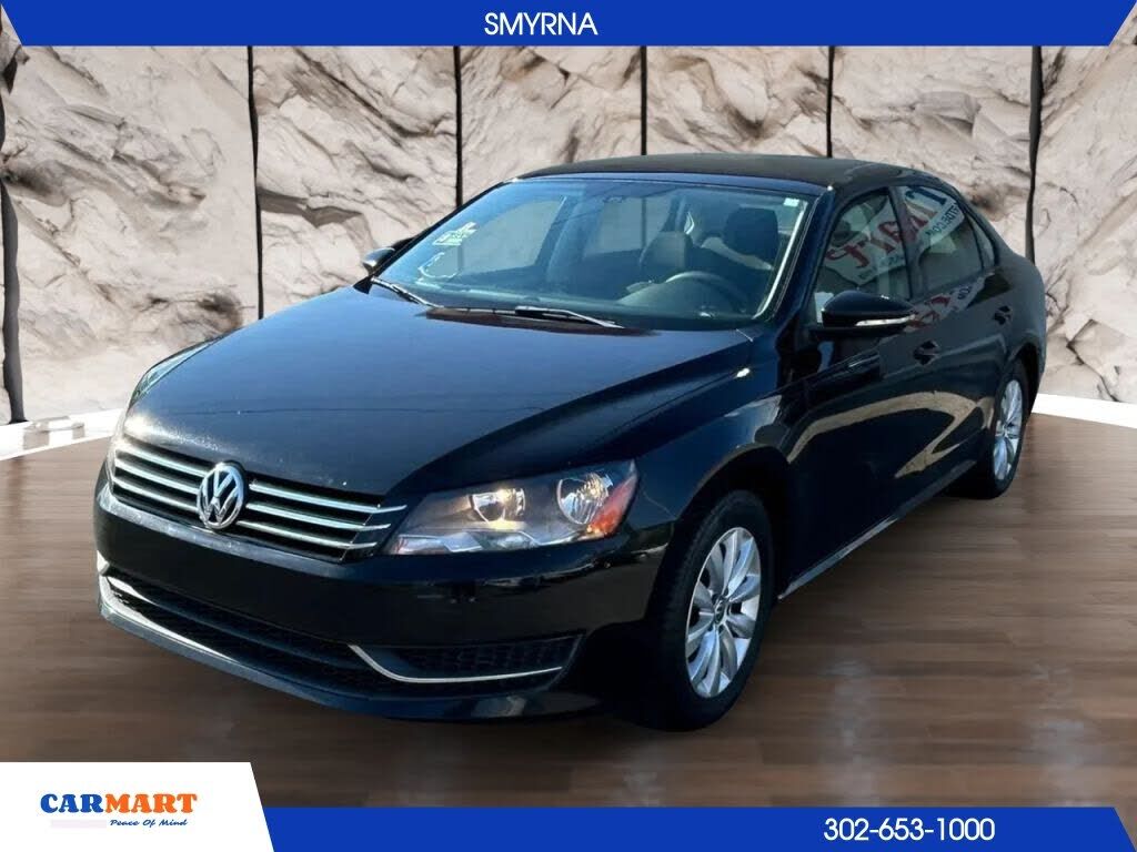2012 VOLKSWAGEN Passat