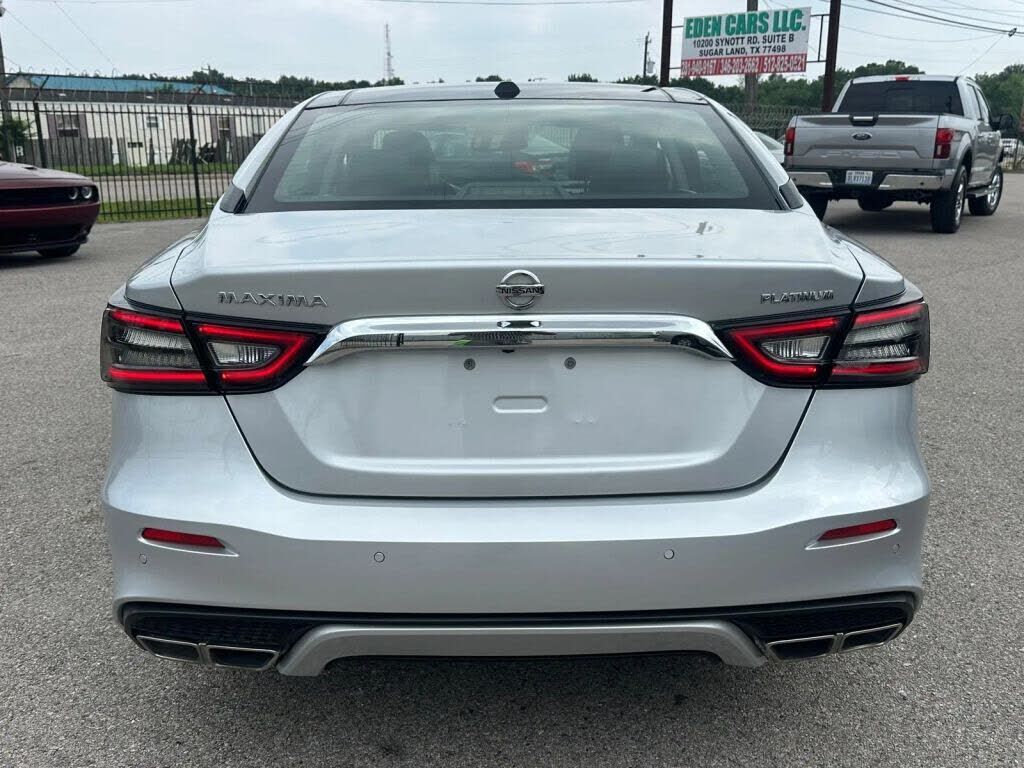 2019 NISSAN Maxima