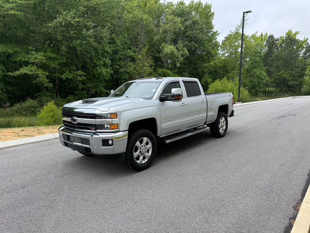 2018 CHEVROLET Silverado