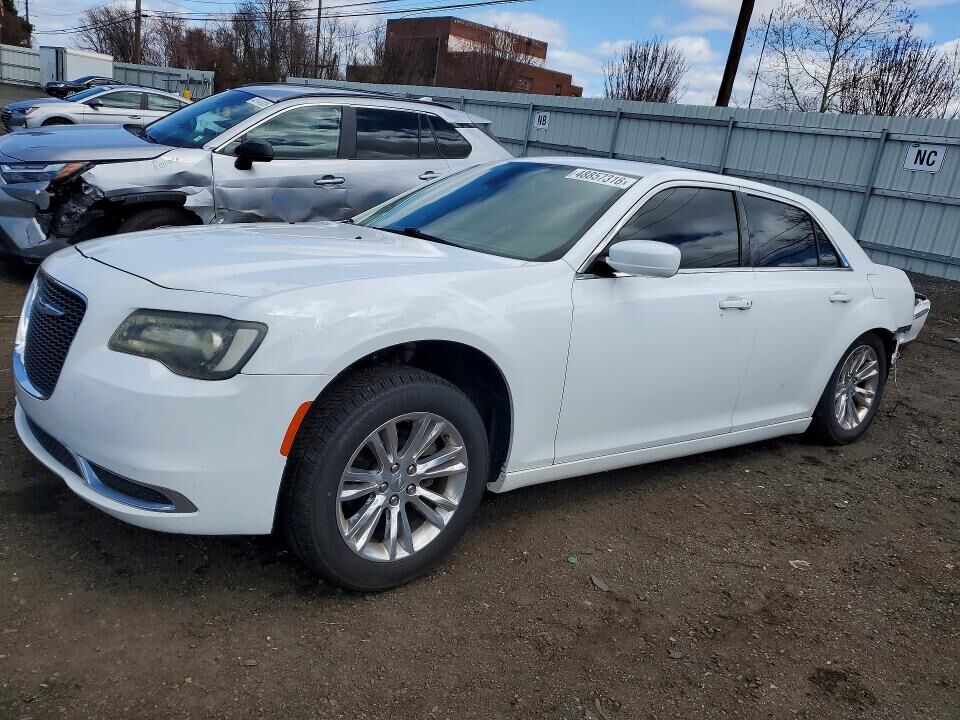 2017 CHRYSLER 300