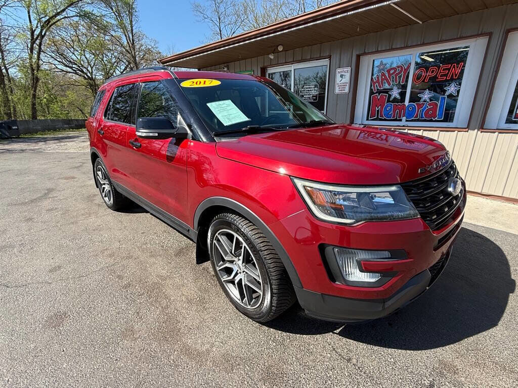 2017 FORD Explorer