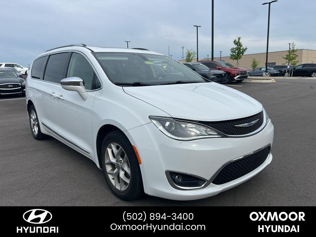 2020 CHRYSLER Pacifica