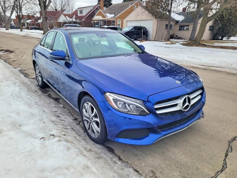 2018 MERCEDES-BENZ C-Class