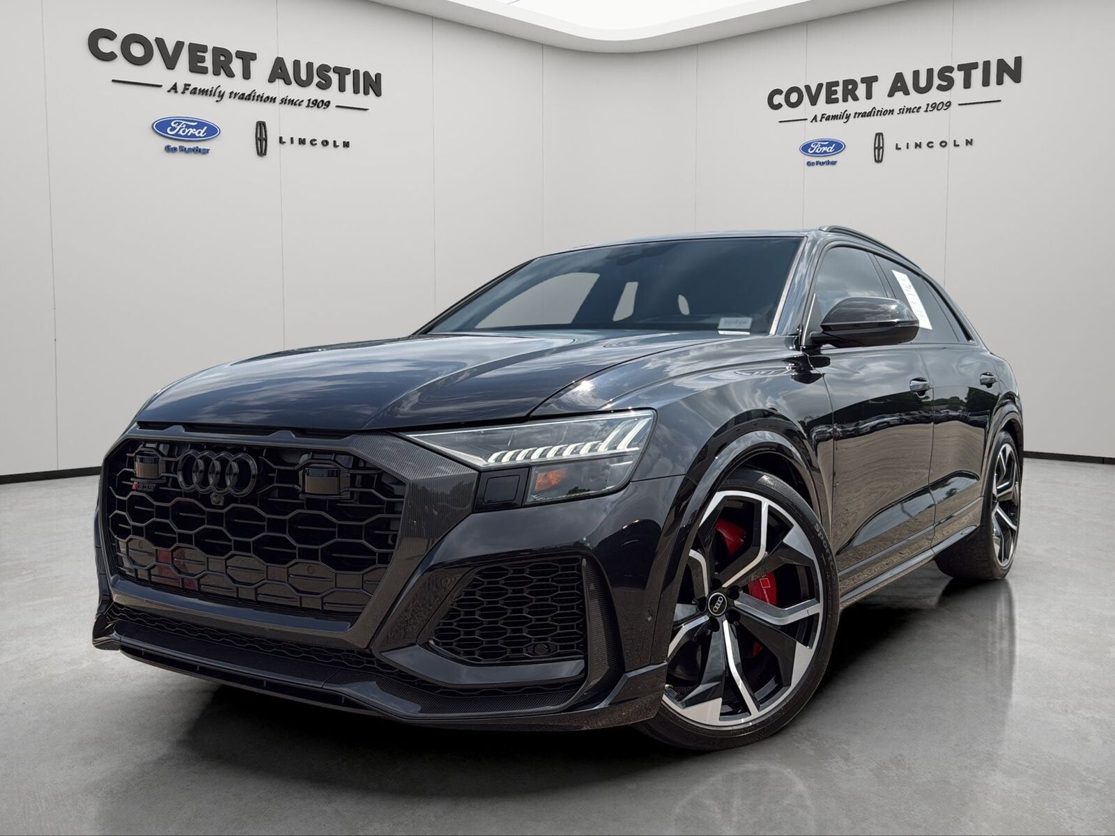 2021 AUDI RS Q8
