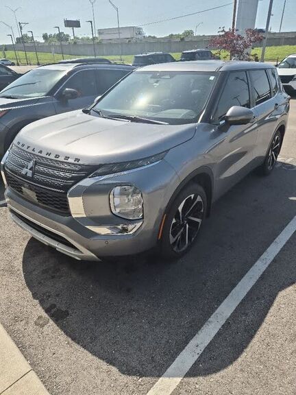 2024 MITSUBISHI Outlander