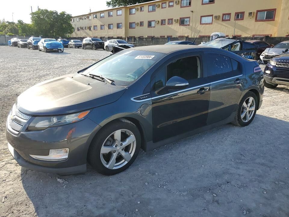 2013 CHEVROLET Volt