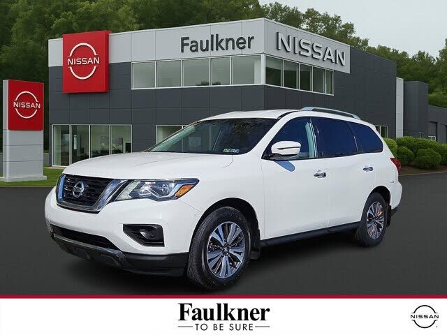 2017 NISSAN Pathfinder