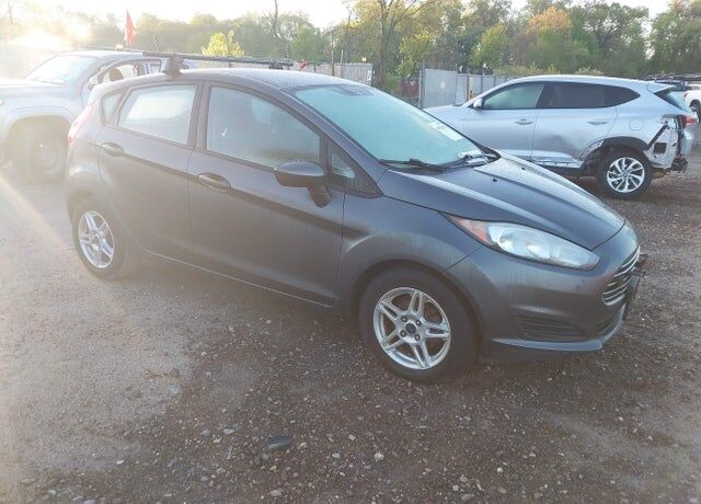 2017 FORD Fiesta