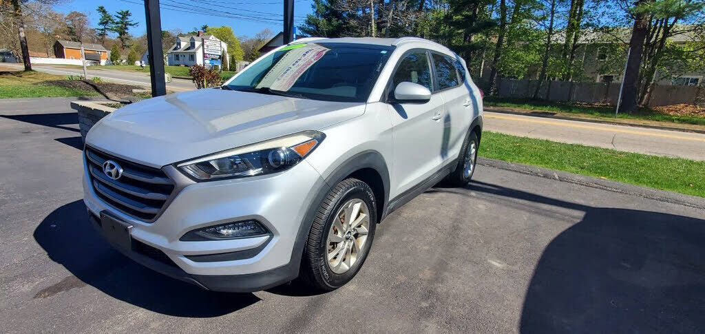 2016 HYUNDAI Tucson