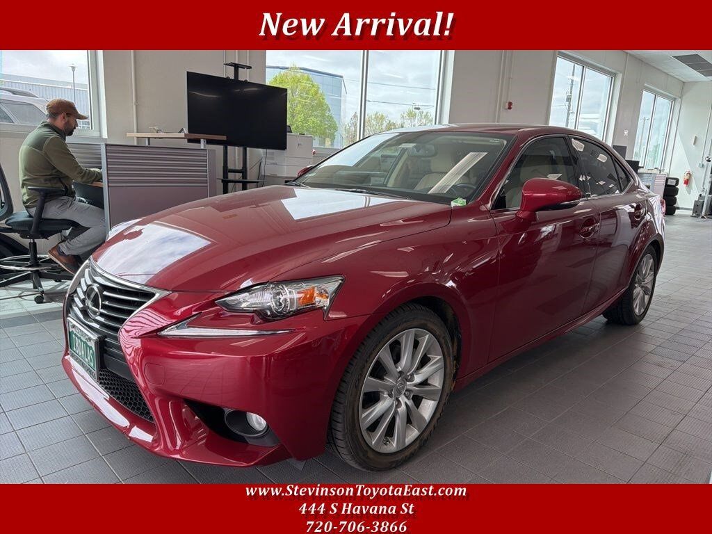 2014 LEXUS IS
