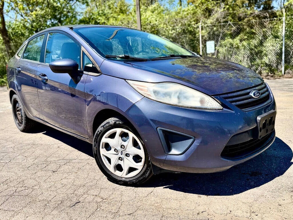 2013 FORD Fiesta