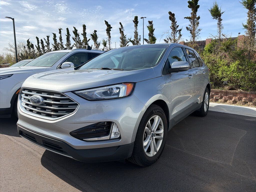 2020 FORD Edge