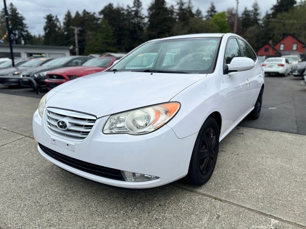 2010 HYUNDAI Elantra