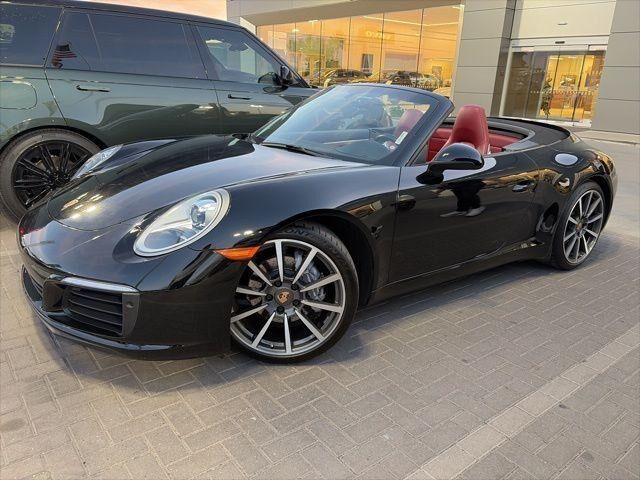 2017 PORSCHE 911