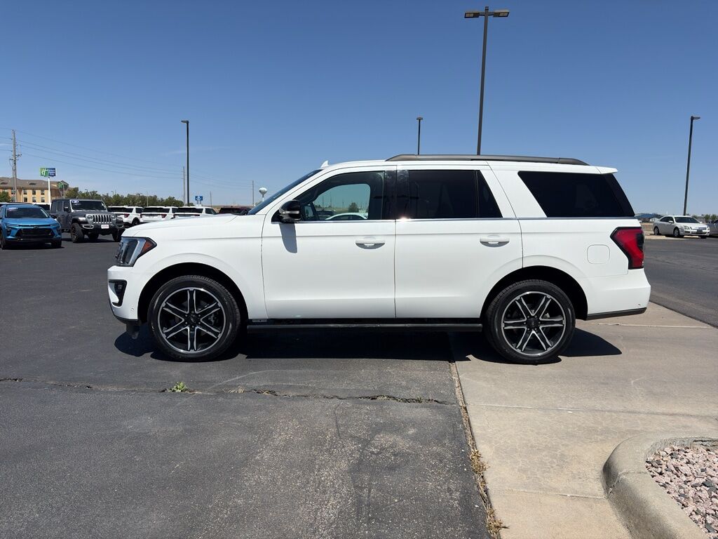 2021 FORD Expedition