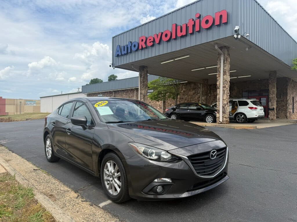 2016 MAZDA Mazda3