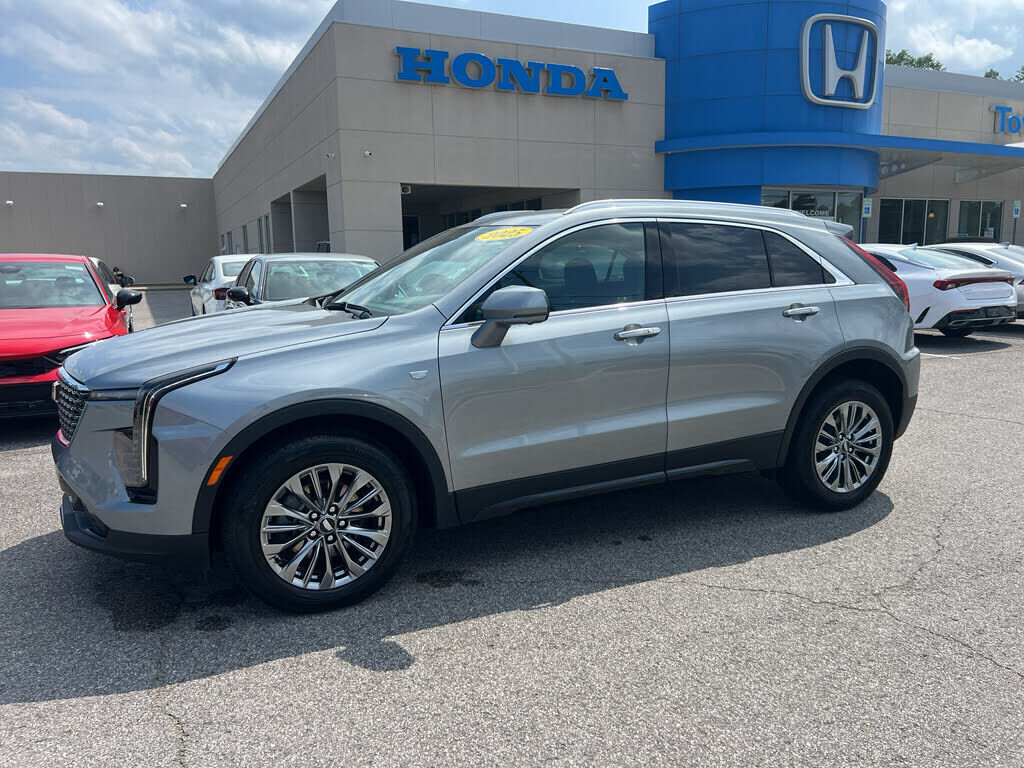 2025 CADILLAC XT4