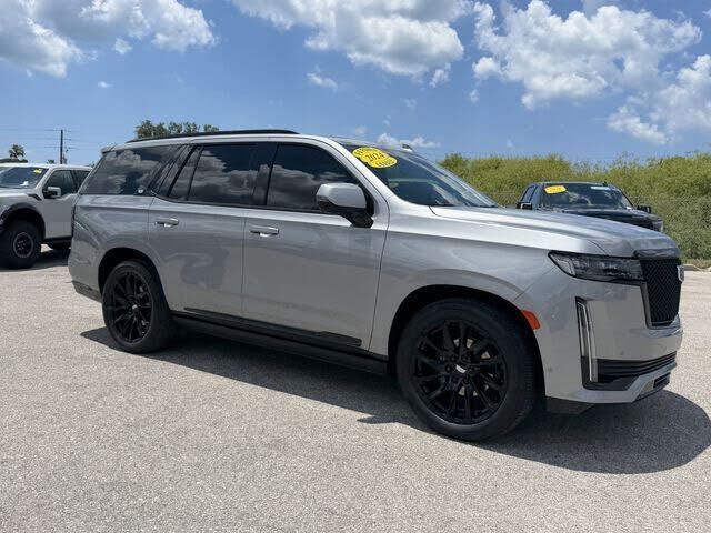 2024 CADILLAC Escalade