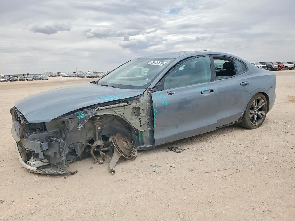 2024 VOLVO S60
